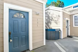 Photo #3: OC24024383 Listing 