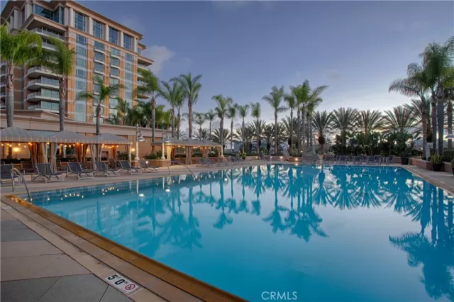 MLS: OC24025097 Condo For Sale