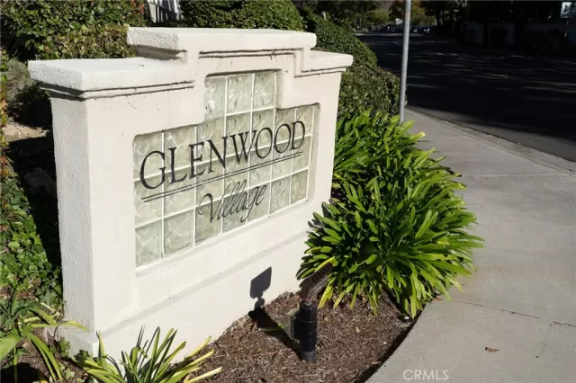 MLS: OC24025148 Condo For Sale