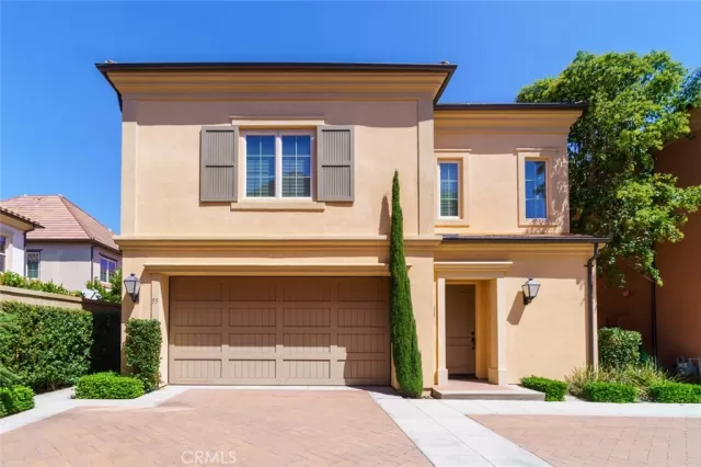 MLS: OC24025255 Condo For Sale