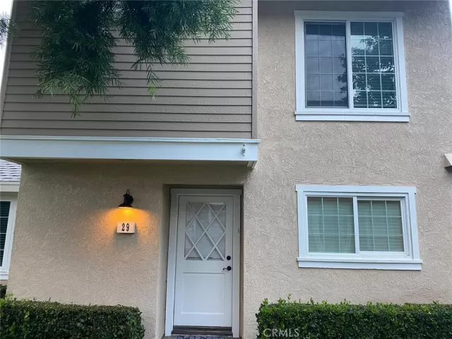 MLS: OC24025389 Condo For Sale