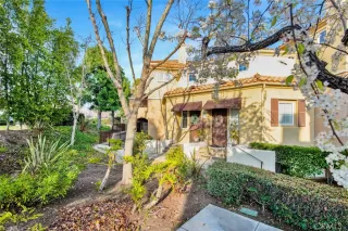 Photo #2: OC24025434 Listing 