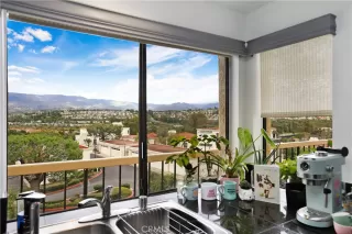 Photo #6: OC24025489 Listing