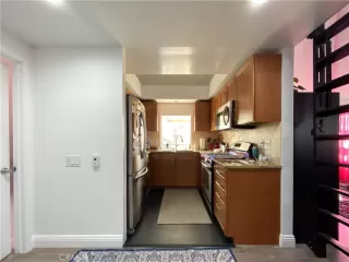 Photo #6: OC24025646 Listing 