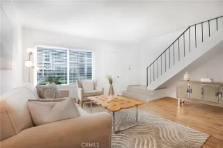 Photo #5: OC24025661 Listing 