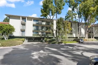 Photo #2: OC24025957 Listing 