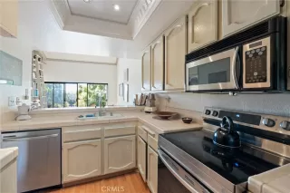 Photo #3: OC24025957 Listing 