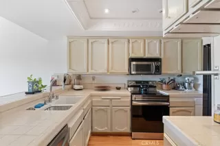 Photo #4: OC24025957 Listing 