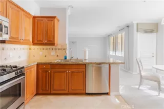 Photo #3: OC24026144 Listing 