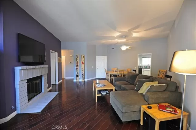 MLS: OC24026374 Condo For Sale