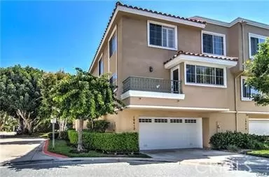 MLS: OC24026687 Condo For Sale