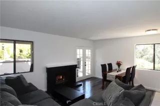 Photo #2: OC24027148 Listing