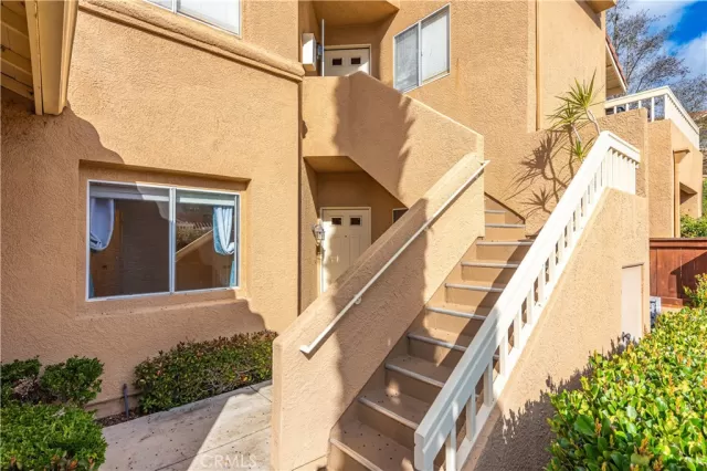 MLS: OC24027761 Condo For Sale