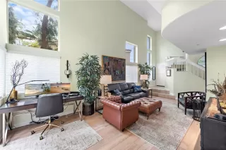 Photo #4: OC24027813 Listing 