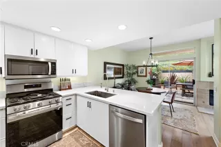 Photo #5: OC24027813 Listing 