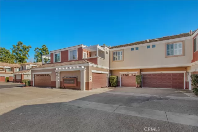 MLS: OC24028556 Condo For Sale