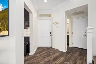 Photo #6: OC24028623 Listing 