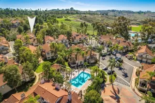 Photo #4: OC24029252 Listing