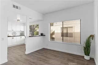 Photo #5: OC24029254 Listing