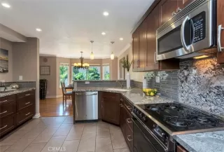 Photo #5: OC24029263 Listing 