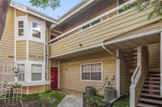 Photo #1: OC24029637 Listing