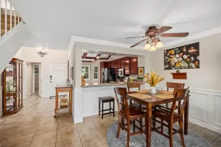 Photo #5: OC24029637 Listing