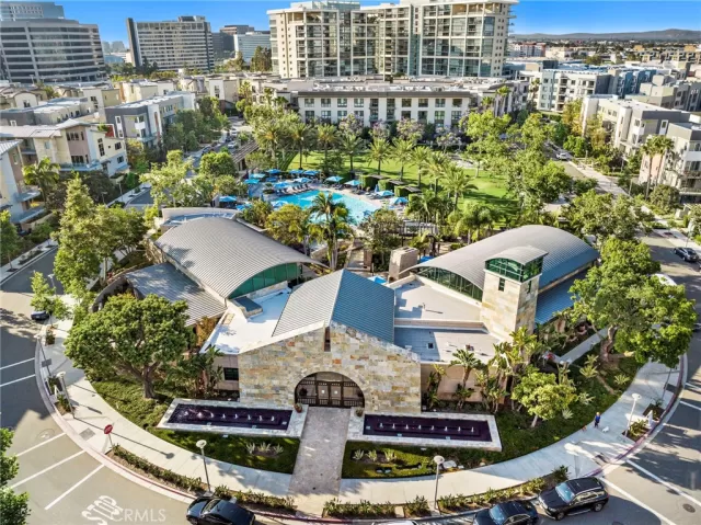 MLS: OC24029672 Condo For Sale