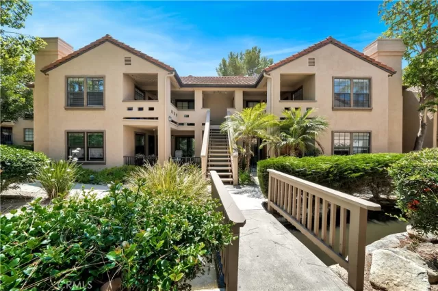 MLS: OC24029846 Condo For Sale