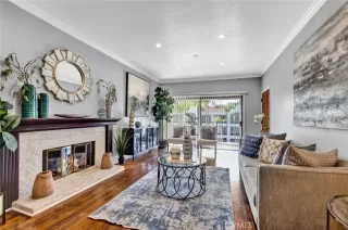 Photo #5: OC24029904 Listing 