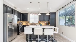 Photo #3: OC24030257 Listing 