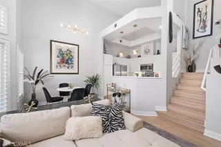 Photo #4: OC24030736 Listing