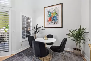 Photo #5: OC24030736 Listing