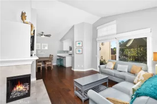 Photo #3: OC24030770 Listing 