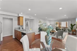 Photo #6: OC24030843 Listing 