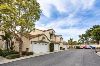 Photo #2: OC24031198 Listing 