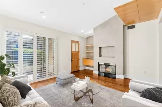 Photo #4: OC24031293 Listing 