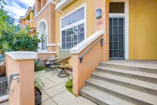 Photo #2: OC24031369 Listing 