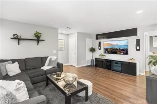 Photo #4: OC24031666 Listing 