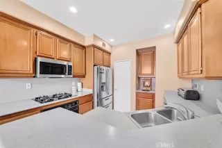 Photo #4: OC24031764 Listing 