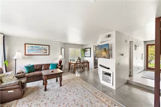 Photo #5: OC24031808 Listing 