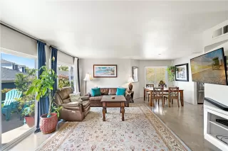 Photo #6: OC24031808 Listing 