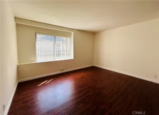 Photo #3: OC24032137 Listing