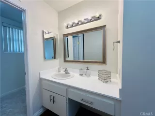 Photo #4: OC24032137 Listing