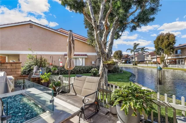 MLS: OC24032257 Condo For Sale