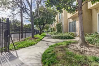 Photo #5: OC24032737 Listing 