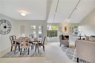 Photo #4: OC24033337 Listing 