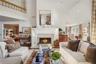 Photo #2: OC24033814 Listing 