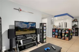 Photo #2: OC24033872 Listing 