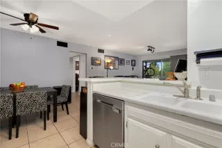 Photo #6: OC24033872 Listing 