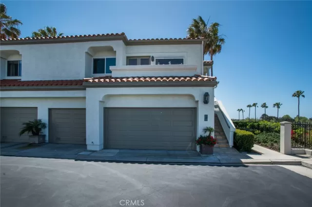 MLS: OC24034046 Condo For Sale